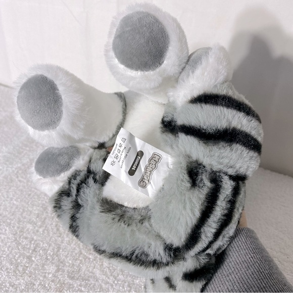 Mashmals Grey White Ellie Cat Elephant Cat Hybrid Plush Toy Stuffed Animal - Picture 6 of 10